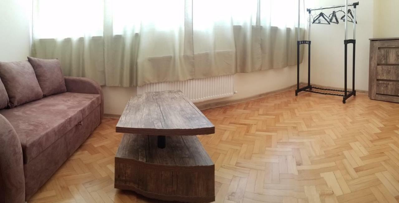 Marini Apartment Tbilisi ภายนอก รูปภาพ