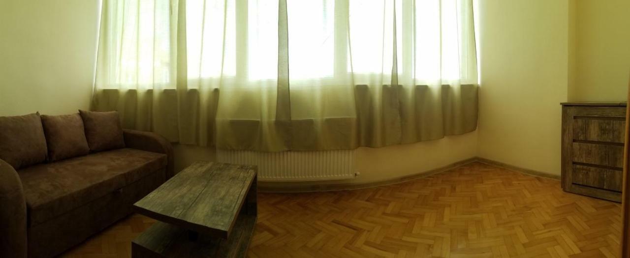 Marini Apartment Tbilisi ภายนอก รูปภาพ